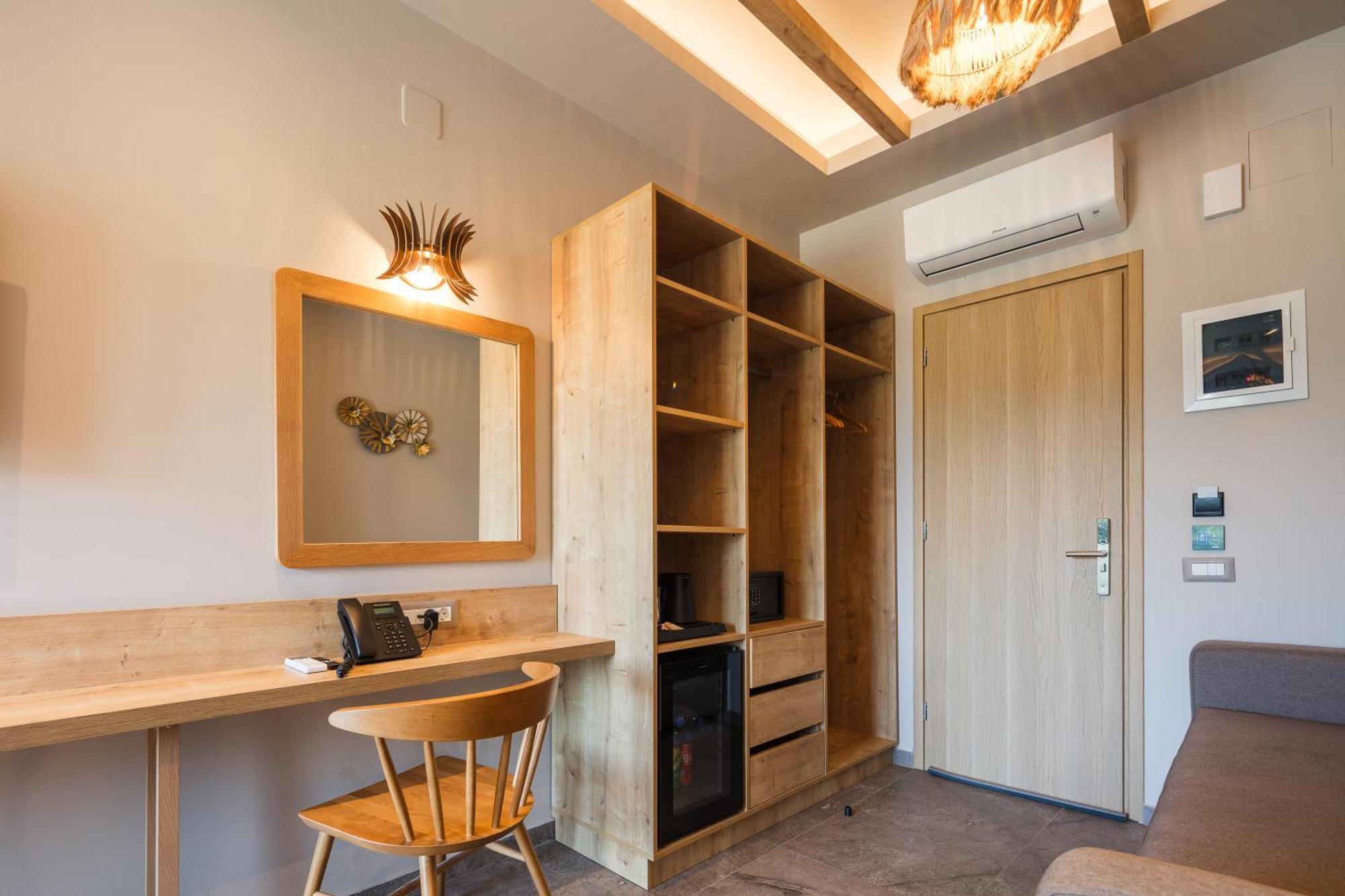 Skipper Beachfront Suites Hersonissos  Pokoj fotografie