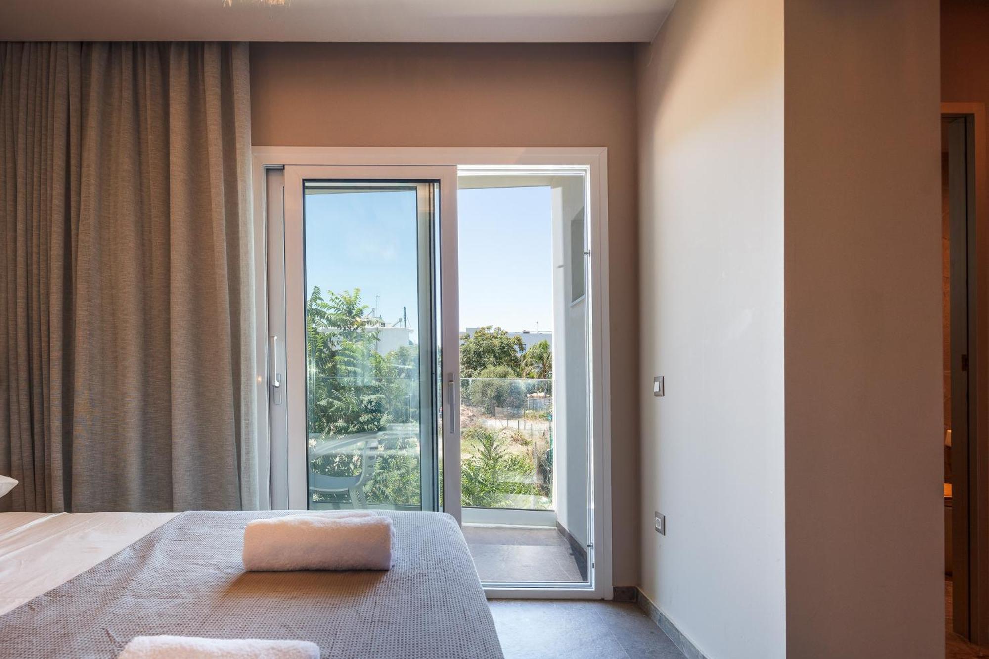 Skipper Beachfront Suites Hersonissos  Pokoj fotografie