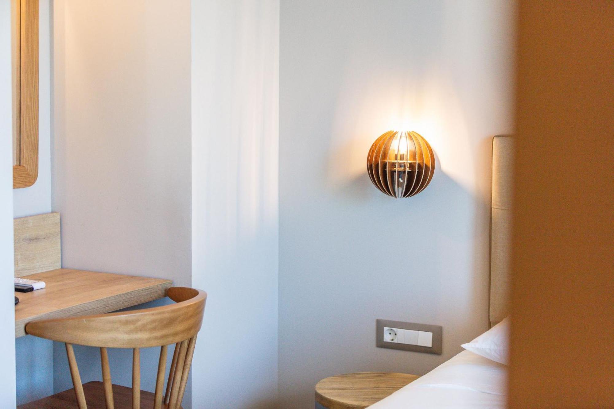 Skipper Beachfront Suites Hersonissos  Pokoj fotografie