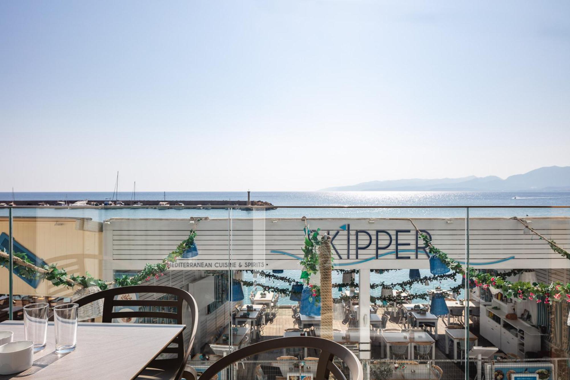 Skipper Beachfront Suites Hersonissos  Pokoj fotografie