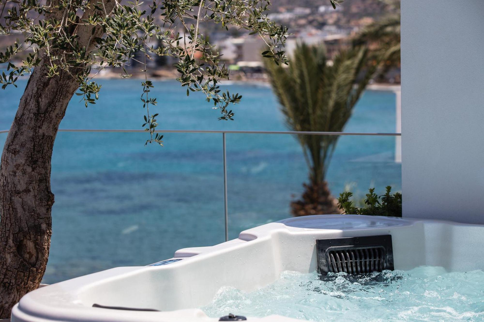 Skipper Beachfront Suites Hersonissos  Exteriér fotografie